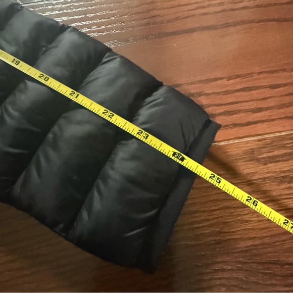 The North Face Women’s Terra Peak Quilted Puffer Jacket, size Medium, Black EUC - Picture 8 of 14